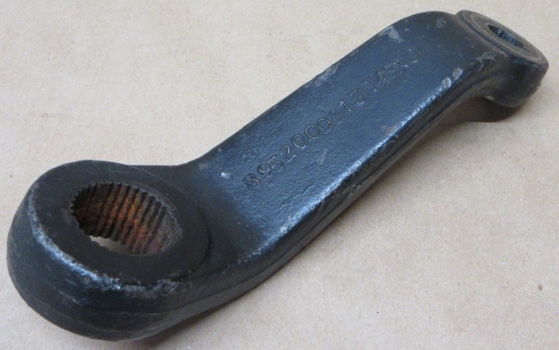 USED 1984 - 1991 JEEP CHEROKEE POWER STEERING PITMAN ARM 8952000615T