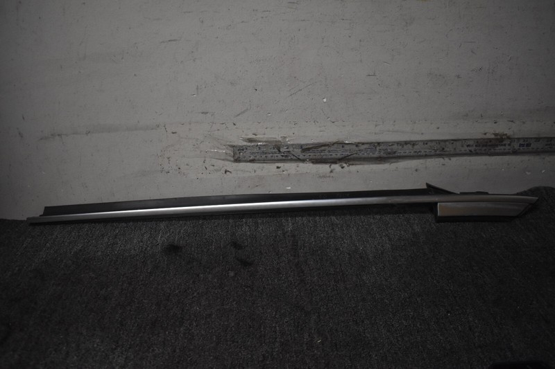 BMW MOLDING TRIM FACTORY OEM