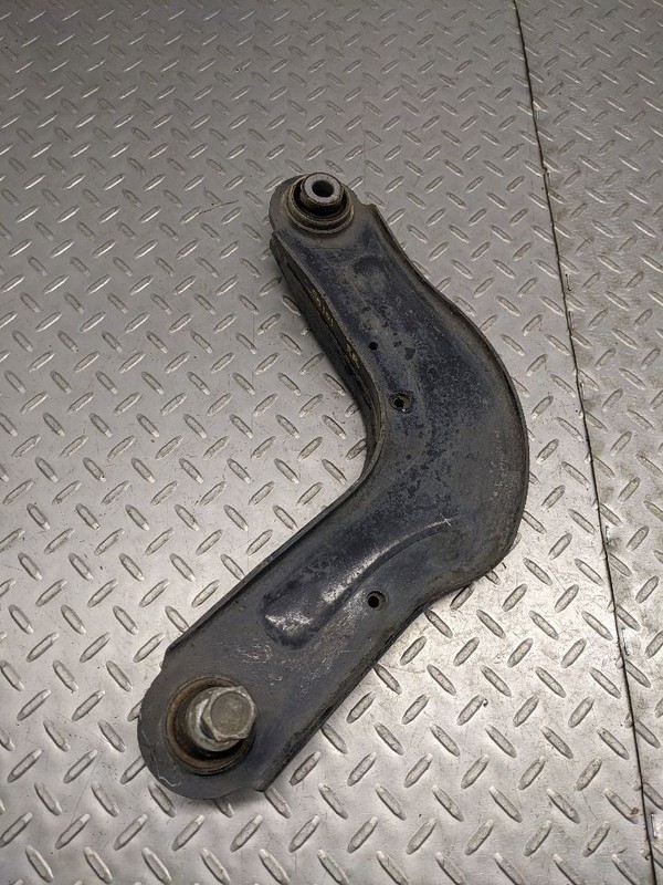 Passenger Lower Control Arm Rear Trailing Arm FWD Fits 17-21 PACIFICA 1164550