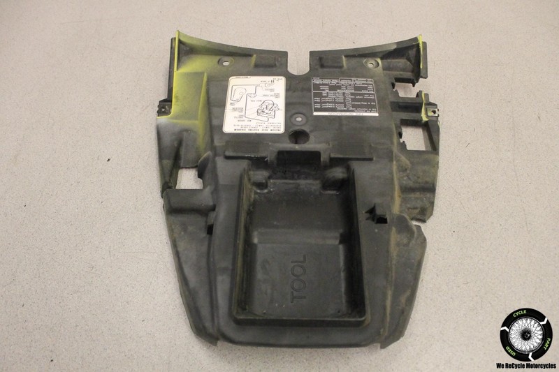 2002 Honda Silver Wing 600 FSC600 UNDERSEAT STORAGE TRAY PLASTIC TOOL FSC 02