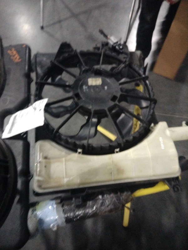2016 KIA Forte Engine Cooling Fan Motor OEM Silver 123K Miles NJ25-26015-661533