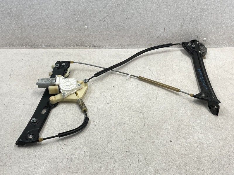 13 14 15 F12 BMW M6 Front Right Passenger Door Window Regulator W/Motor OEM 1660
