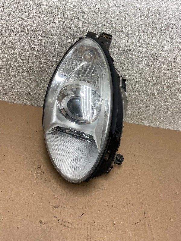 Xenon HID 2006 2010 Mercedes W251 R-Class Right Passenger Headlight OEM X9197 DW