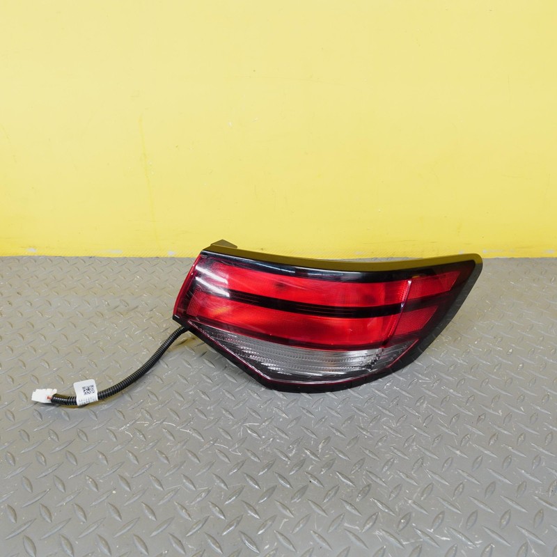 2020-2025 NISSAN SENTRA SR Rear Right Side Outer Taillight Light Led Lamp Oem
