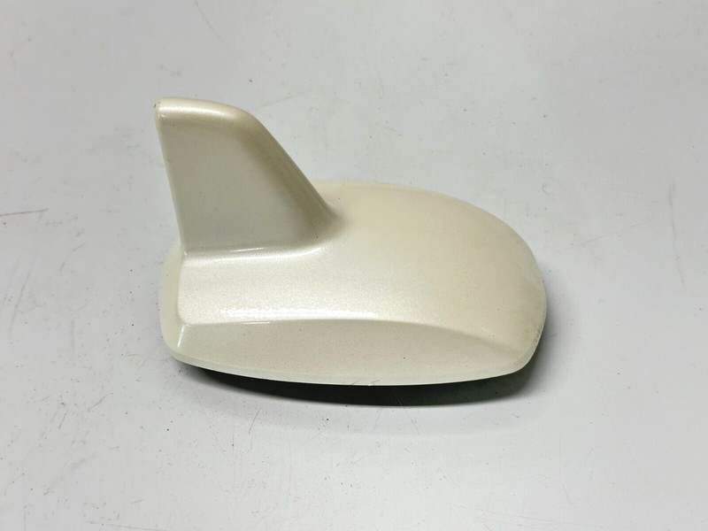 🟢 12-2020 Mercedes R172 SLK250 SLC300 Top Shark Fin Antenna Roof GPS OEM White