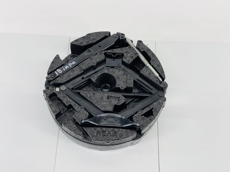 15-20 CHEVROLET IMPALA REAR TRUNK COMPARTMENT JACK TOOL WHEEL REPAIR KIT OEM
