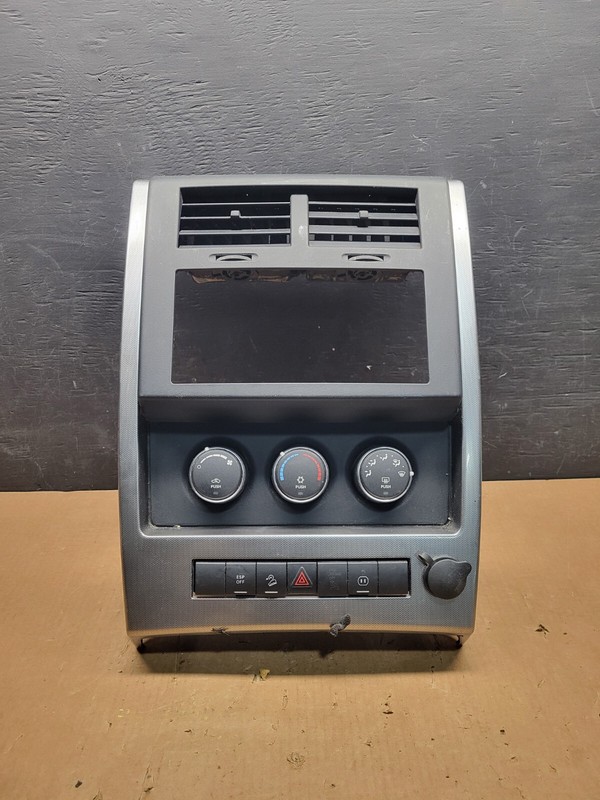 2008 to 2012 Jeep Liberty Dash Climate Temperature Control Radio Bezel OEM H7808