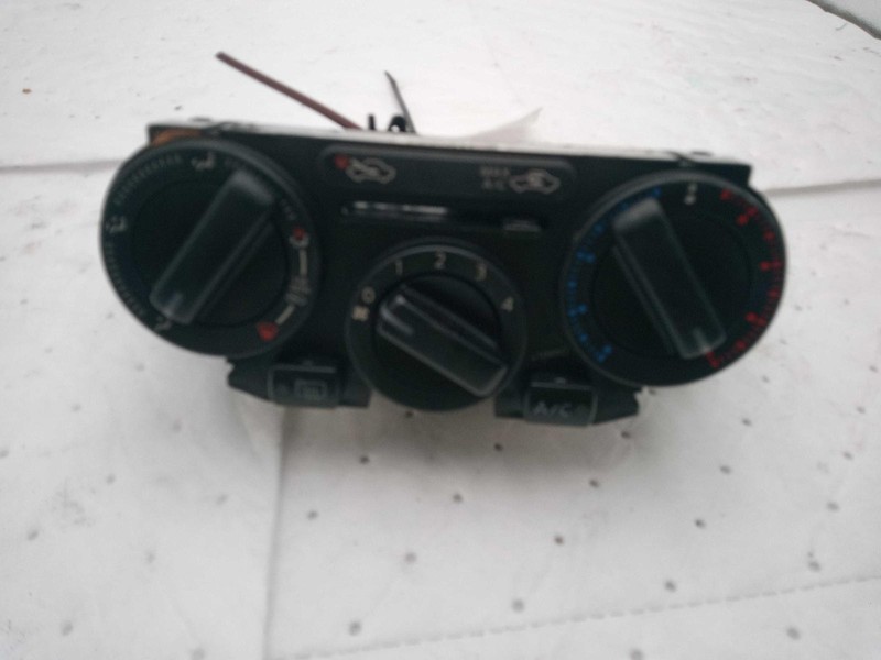 2016 Nissan JUKE A/C Selector Switch OEM Red 275101KM0A 119K Miles