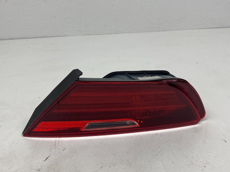 12-19 BMW F06 F12 F13 6 Series Rear Right Passenger Inner Taillight Lamp OEM✅