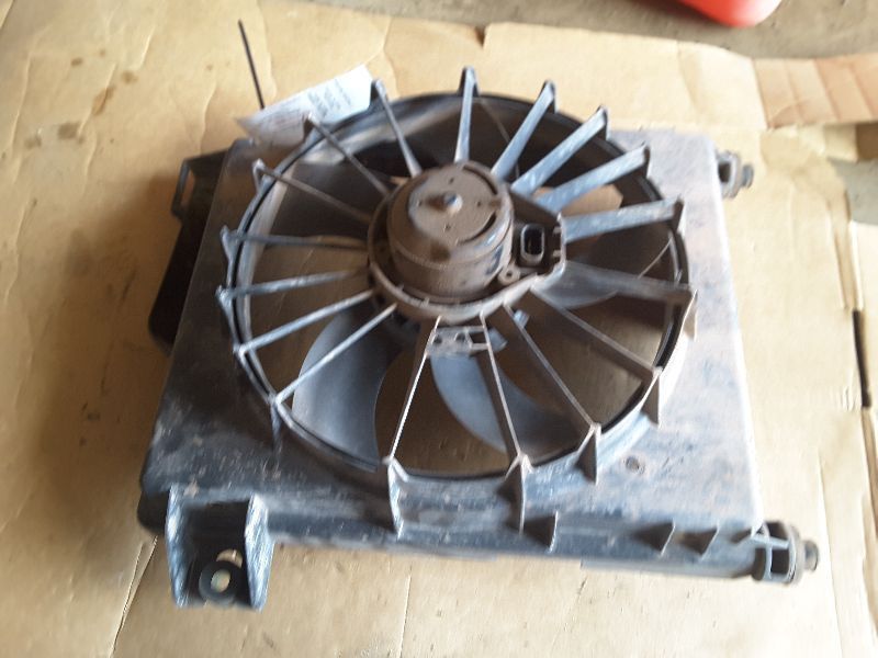 RADIATOR MOTOR FAN 47L FITS 04-06 DODGE 1500 PICKUP 170064