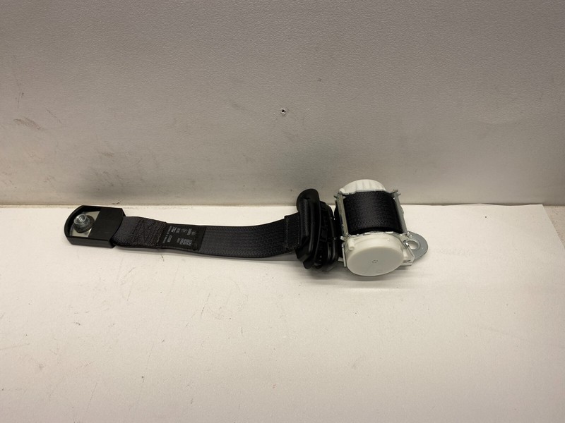 2014-2018 JEEP CHEROKEE LEFT REAR SEATBELT RETRACTOR ASSEMBLY BLACK OEM