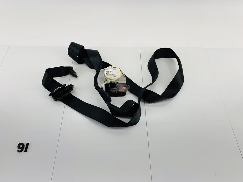 15-23 JEEP RENEGADE REAR LEFT SIDE SECOND 2ND ROW SEAT BELT TENSIONER OEM