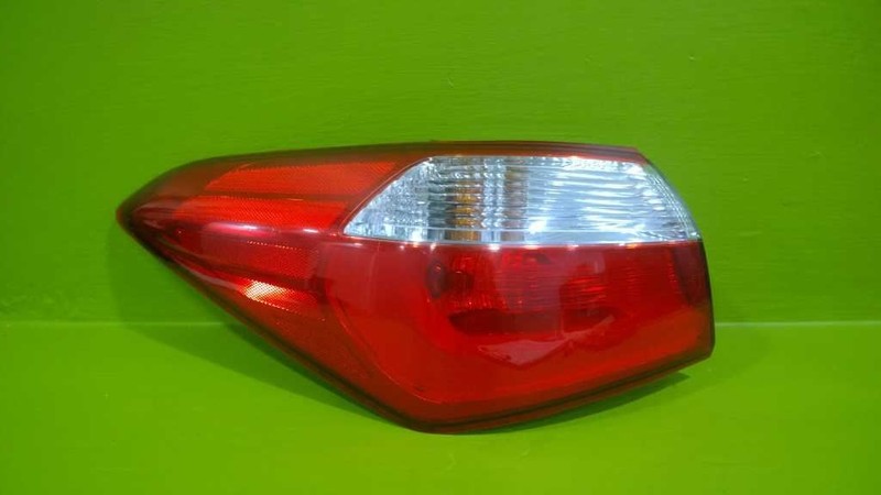 14 15 16 FORTE SDN DRIVER LEFT QUARTER TAILLIGHT LAMP OEM 3564-52