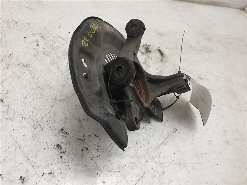06-10 TOYOTA YARIS 1.5L FWD AT DRIVER SIDE FRONT SPINDLE KNUCKLE ASSEMBLY
