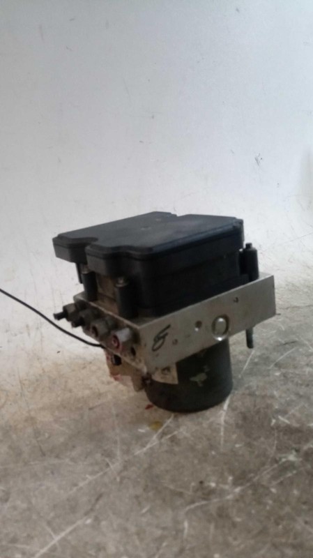 2015 Jeep Cherokee ABS Pump & Motor Assembly OEM 68250690AA 142K Miles