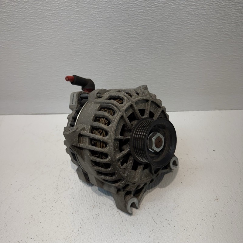 2006 OEM FORD CROWN VICTORIA Alternator Motocraft A0598F