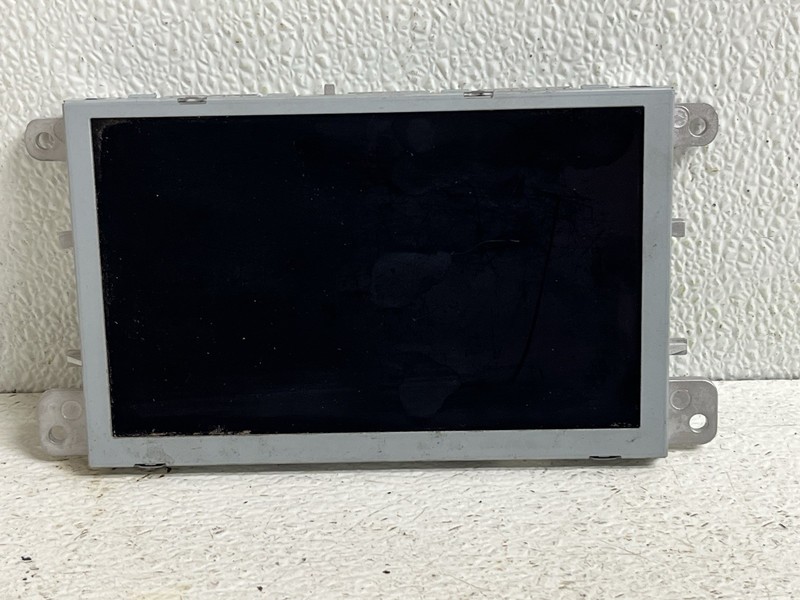 2013-2015 Audi Q7 8DS Radio Stereo Display Screen Monitor 8R0 919 604 A 8DS