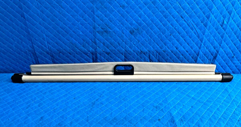 02-09GMC Envoy Cargo Cover Sun Curtain Shade Privacy