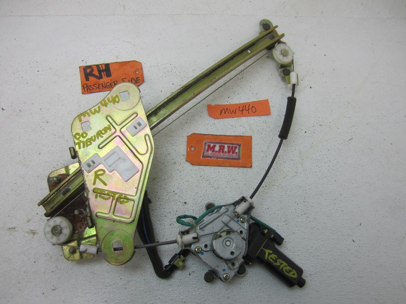 WINDOW MOTOR REGULATOR RIGHT PASSENGER DOOR RF RH R fits 97 98 99 00 01 TIBURON