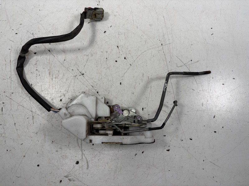 92-93 Honda Accord 2DR LX EX Left Door Latch Power Lock 72150-SM2-C12 OEM