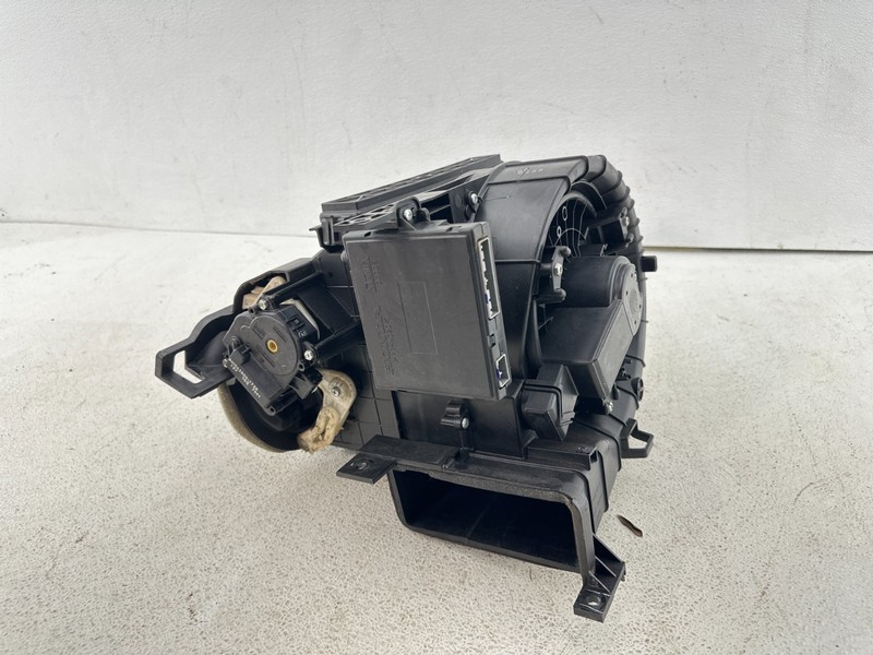 2015 - 2020 Acura TLX Heater Blower Fun Housing W/Motor OEM