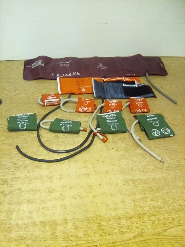 Lot Of 11 Various Blood Pressure Cuffs M4553B, M4552B, 2278, Child Size 19.0 To