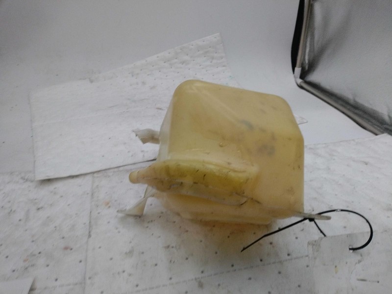 2009 Chrysler PT Cruiser Engine Coolant Reservoir Blue OEM 05058741AA 115K Miles