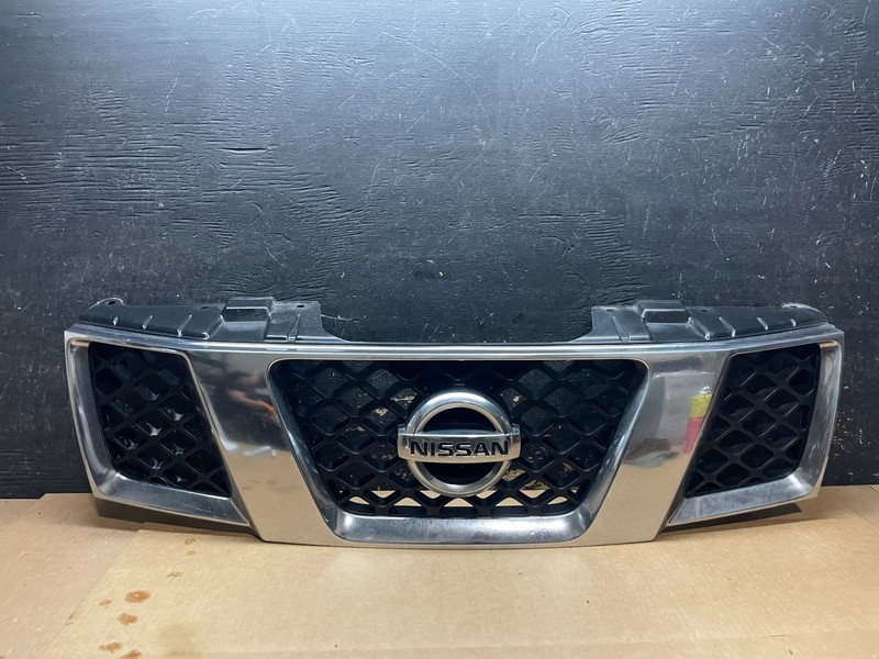 2005 2006 2007 Nissan Pathfinder Chrome Front Upper Grill Grille OEM AA8969 DG