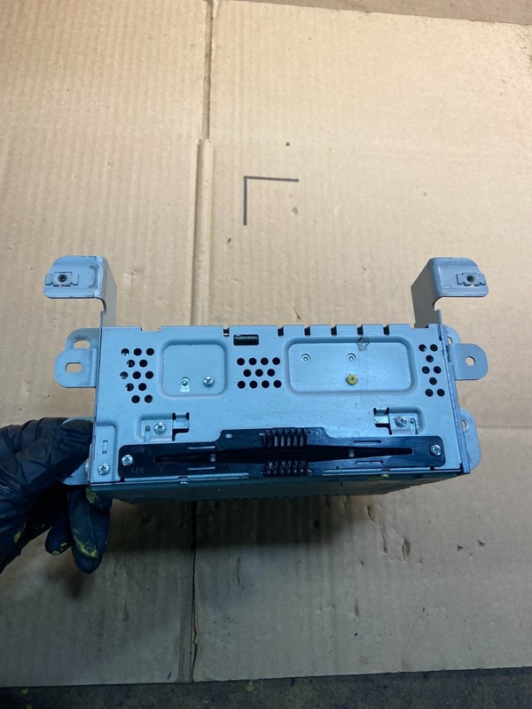 2016 Ford Explorer Am Fm Cd Player Radio Receiver DE9T-19C107-NC y4408 DG