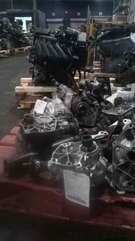 2023 Mazda CX-30 Transfer Case Assembly OEM CN0627500A 14K Miles Red