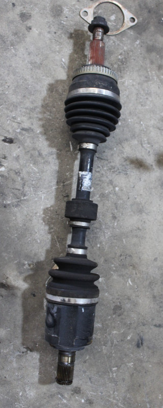 2013-2017 HYUNDAI AZERAaxle shaft left 495003V510 OEM