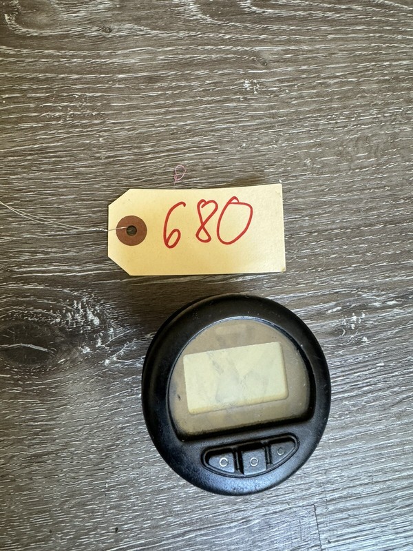 Freightliner Digital MPG Gauge Fuel Consumption - P/N: A22-66217-000