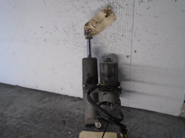 USED SUZUKI 40-50-60 hp HYDRAULIC LIFT ASSY POWER TILT & TRIM UNIT 50hp 60hp