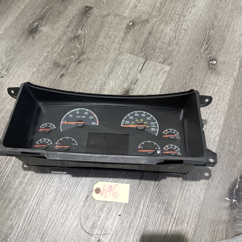10 VOLVO DASH INSTRUMENT CLUSTER , SPEEDOMETER, RPMBROKEN TAB,21350960 - P01