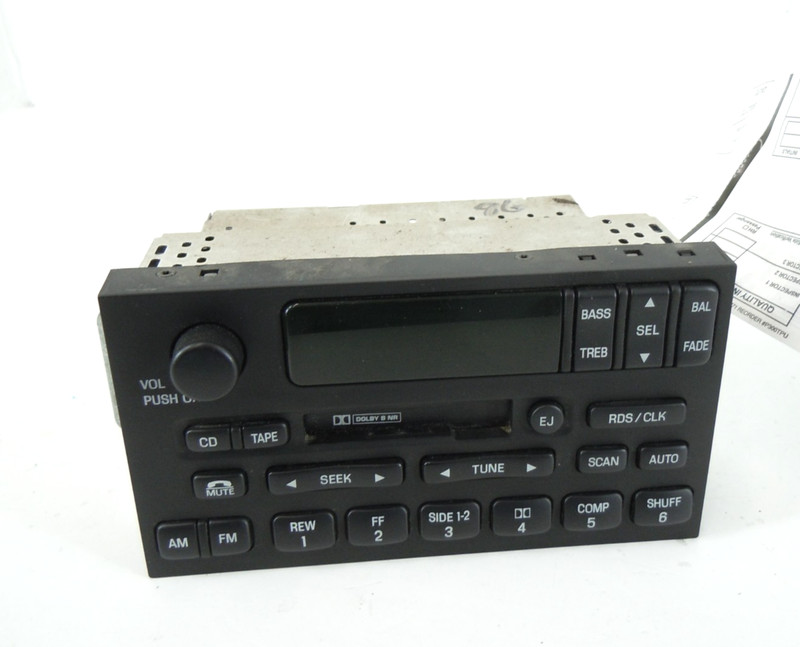 1999 99 Nissan Quest AM FM Radio Cassette Player Receiver OEM