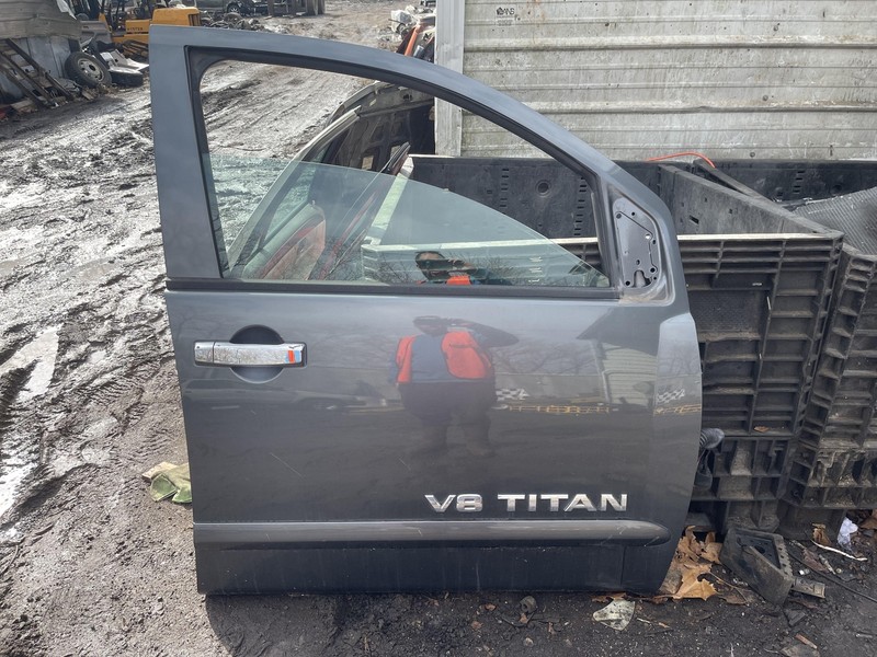 2008 - 2014 Nissan Titan Front Passenger Right Door Assembly Smoke Metallic K11