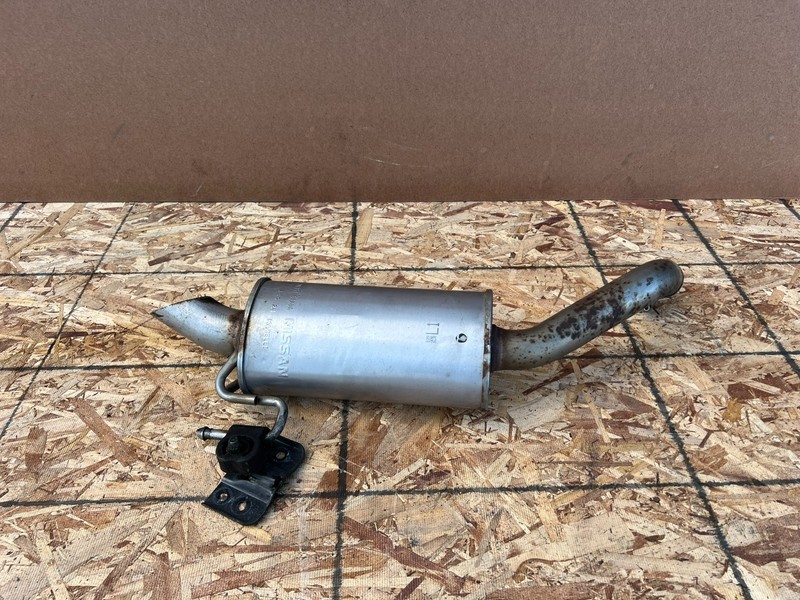 INFINITI QX60 2025-2026 OEM REAR LEFT DRIVER EXHAUST MUFFLER ASSEMBLY 2.0T