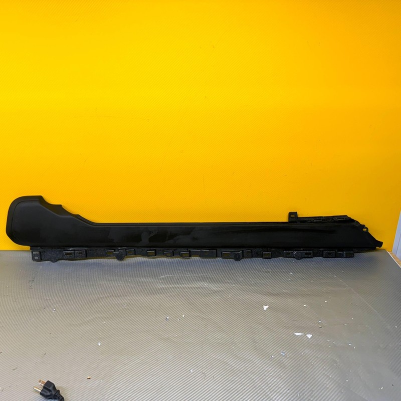2022-2025 JEEP GRAND WAGONEER RH RIGHT BOTTOM PANEL BLACK NIQ SEE