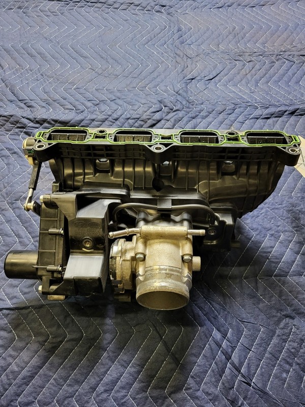 Used Oem Kia Engine Intake Manifold for 2018-2020 Stinger 2.0L RWD