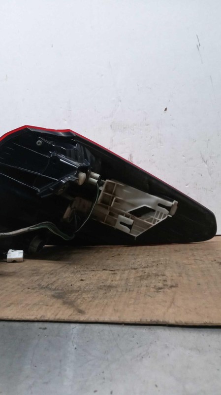 2011 Subaru Legacy Left Tail Light Assembly Blue OEM 252581 260K Miles