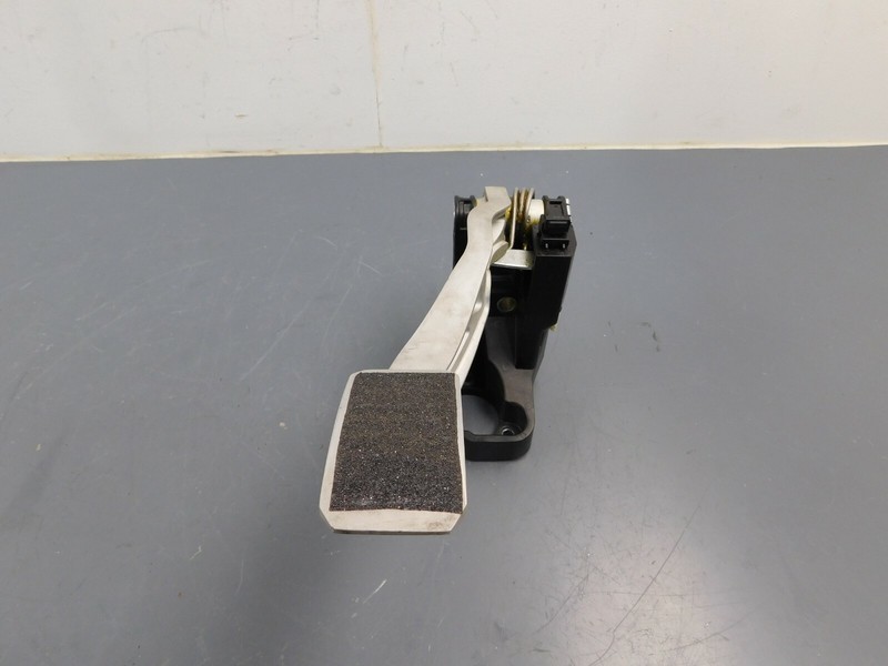 2017 15 16 18 19 McLaren 570S 570 GT4 Brake Pedal Assembly #0016 i7