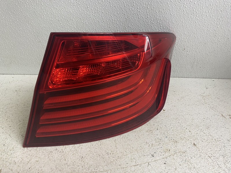 2014-2016 BMW 528i 535i 550i M5 Right Passenger LED Tail Light Lamp Taillight