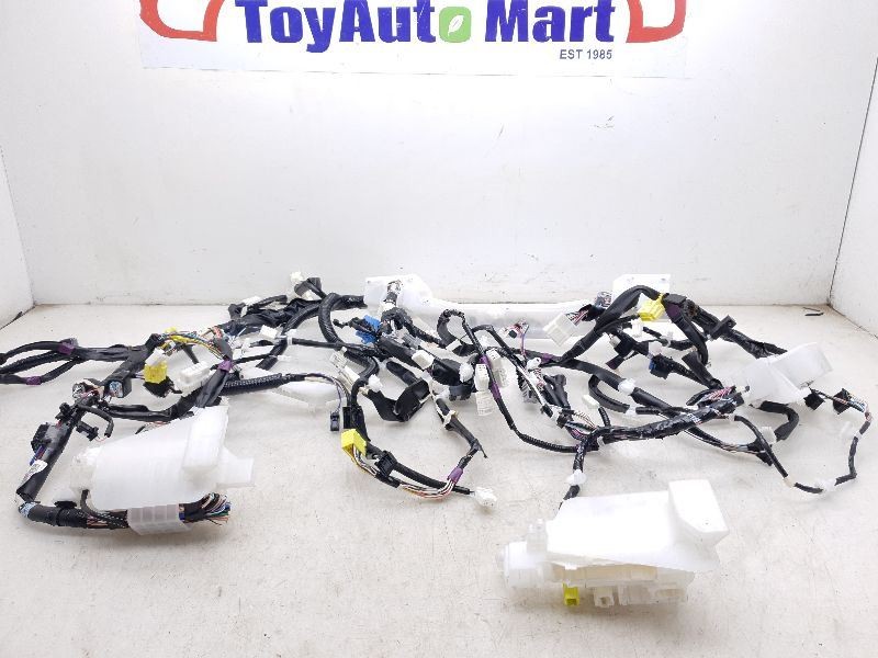 16 17 TOYOTA PRIUS TWO ECO 2WD DASH WIRE HARNESS 82146-47E80