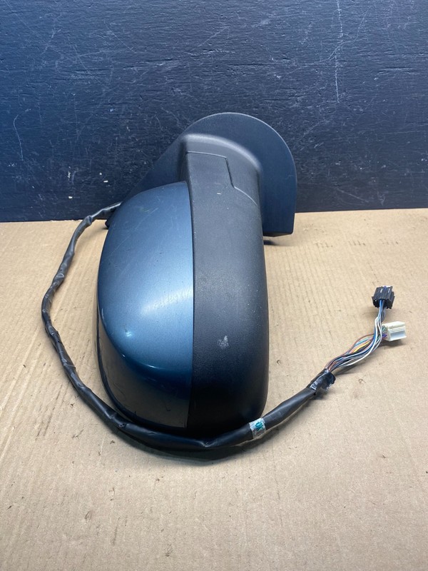 2007 - 2008 Chevrolet Tahoe Suburban Right Passenger Turn Door Mirror AE6357 DW