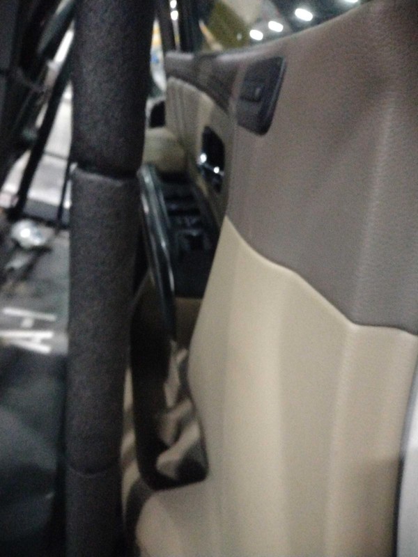 2015 Nissan Armada Left Front Door White 579977, 154K Miles, OEM Quality