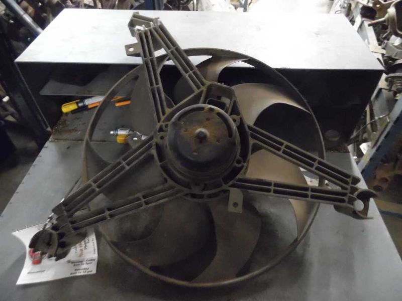 94 95 96 97 98 99 00 01 LUMINA L. RADIATOR FAN MOTOR 98240