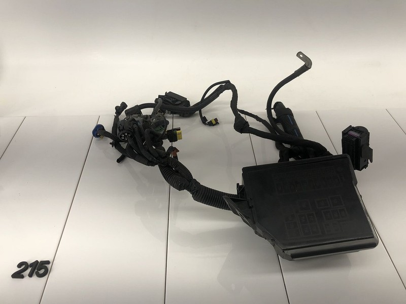 2012 FIAT 500 1.4L ENGINE COMPARTMENT POWER DISTRIBUTION FUSE BOX RELAY UNIT OEM