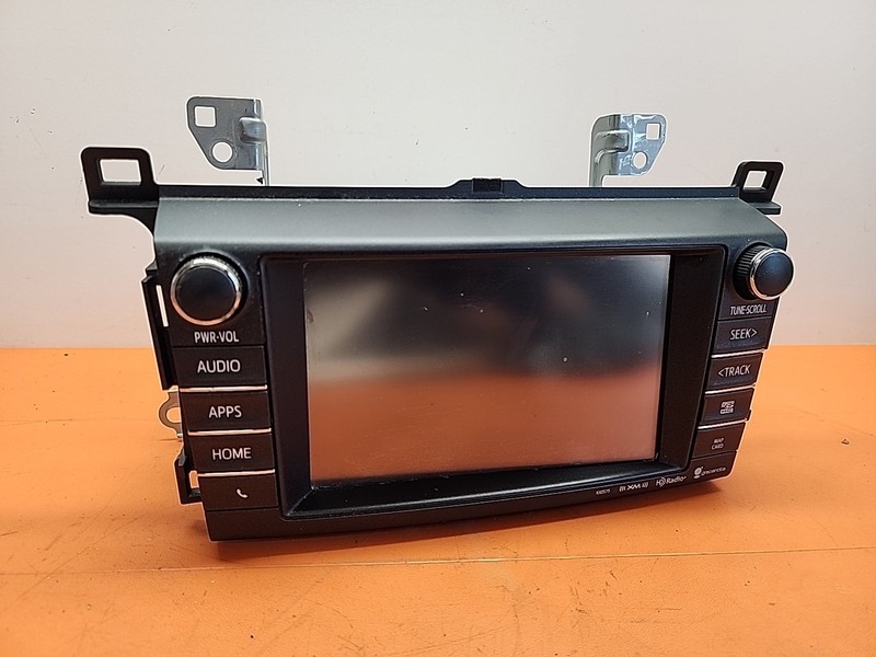 8610042240 | 2014 - 2018 Toyota RAV4 GPS Navigation HD Radio XM || 100575 OEM