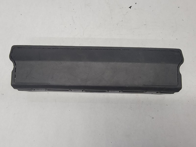 16-'17 BUICK CASCADA Right passenger knee Air Bag OEM