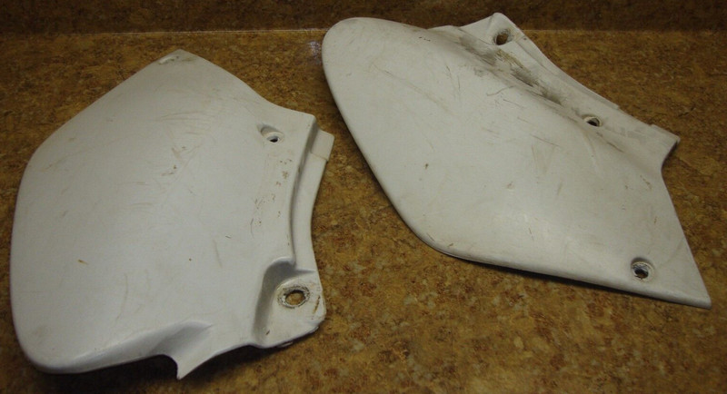 1997 Honda XR250R XR250 XR 250 R Dirt Bike Plastic Side Cover Panels White Plate